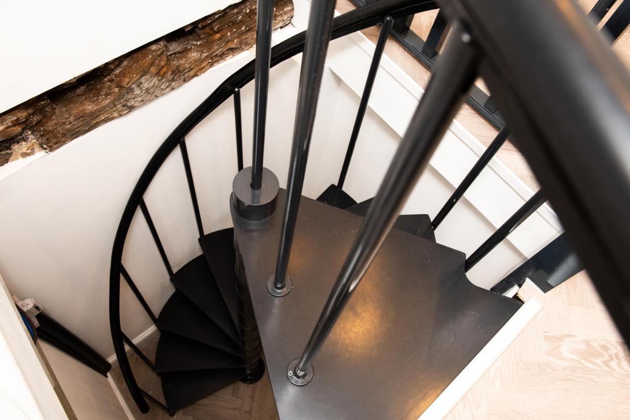Modern Finish To A Historic Brewers House, Derby Βίλα Εξωτερικό φωτογραφία